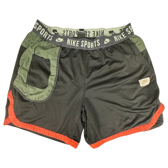 Nike Dri Fit Sport Clash Loose Fit Shorts Black Green Red BV3249-010 Men's Large - Picture 5 of 7